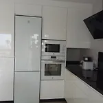 Esplendido Apartamento, Carihuela Edificio El Remo, Primera Linea