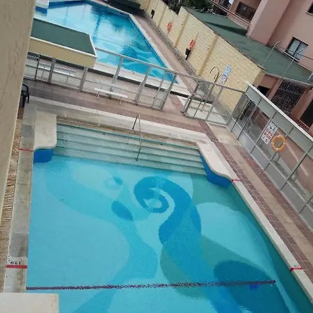 Esplendido Apartamento, Carihuela Edificio El Remo, Primera Linea Daire Torremolinos