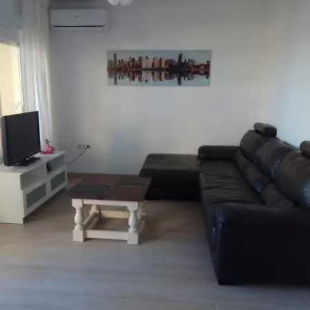 Esplendido Apartamento, Carihuela Edificio El Remo, Primera Línea Torremolinos