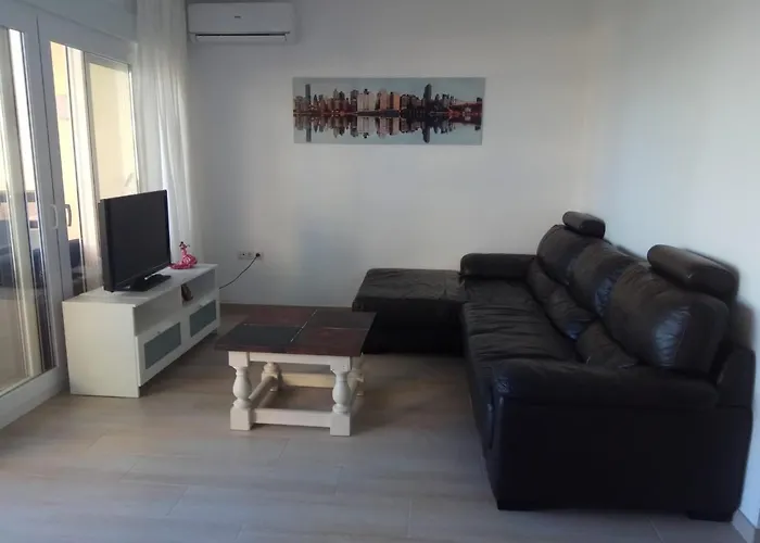 Esplendido Apartamento, Carihuela Edificio El Remo, Primera Linea Torremolinos