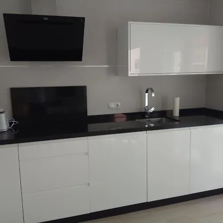 Esplendido Apartamento, Carihuela Edificio El Remo, Primera Linea Torremolinos